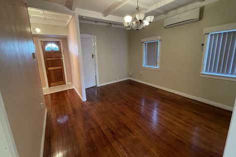 Photo of property in 324 Mount Albert Road, Mount Roskill, Auckland, 1041