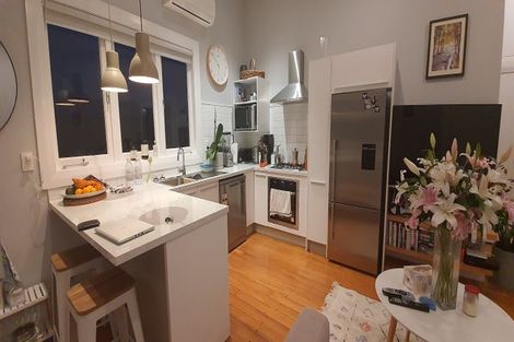 Photo of property in 2/220a Church Street, Onehunga, Auckland, 1061