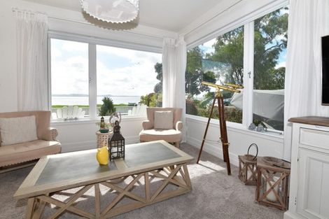 Photo of property in 103 The Esplanade, Manly, Whangaparaoa, 0930