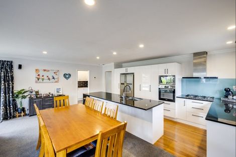 Photo of property in 2 Shirley Place, Bay View, Napier, 4104