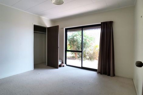 Photo of property in 96 Langana Avenue, Browns Bay, Auckland, 0630