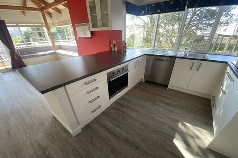 Photo of property in 2/95 Langana Avenue, Browns Bay, Auckland, 0630