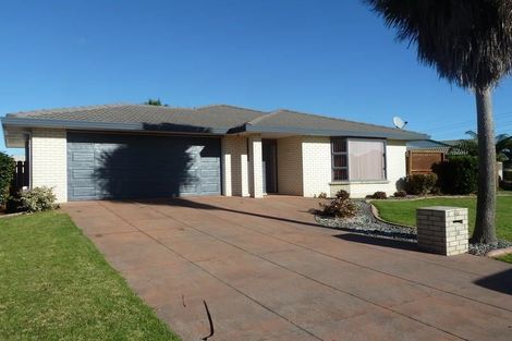 Photo of property in 46 Longford Park Drive, Takanini, 2112