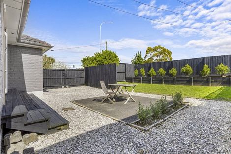 Photo of property in 1612 Great North Road, Waterview, Auckland, 1026