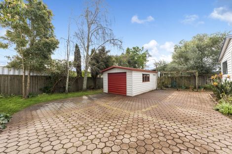 Photo of property in 2/391 West Coast Road, Glen Eden, Auckland, 0602