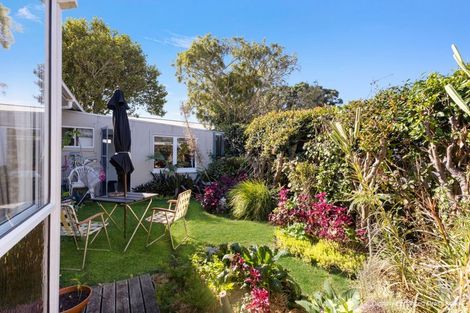 Photo of property in 8 Omata Road, Westown, New Plymouth, 4310