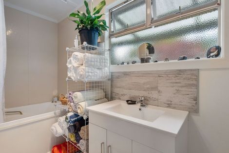 Photo of property in 2/67 Forest Road, Oruanui, Taupo, 3384