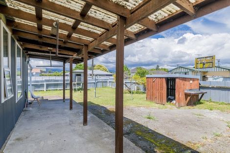 Photo of property in 21 Kings Drive, Levin, 5510