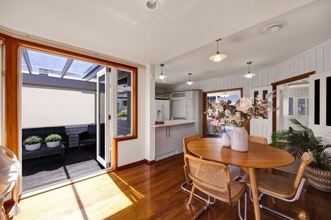 Photo of property in 11 George Street, Lower Vogeltown, New Plymouth, 4310