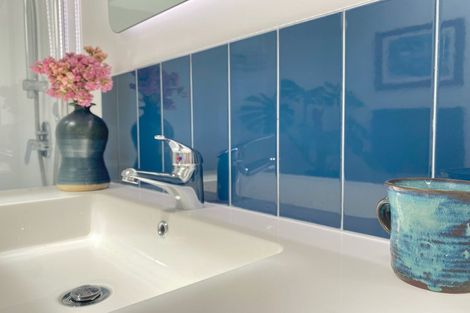 Photo of property in 17 Forest Road, Raumati South, Paraparaumu, 5032