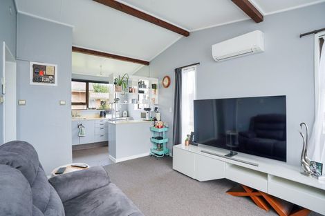 Photo of property in 1-12/71 Main Street, Mataura, 9712