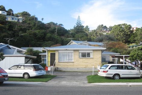 Photo of property in 56 Ira Street, Miramar, Wellington, 6022