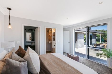 Photo of property in 266 Lakes Boulevard, Pyes Pa, Tauranga, 3112