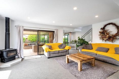 Photo of property in 103 Grimseys Road, Redwood, Christchurch, 8051