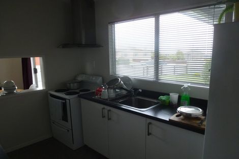 Photo of property in 1/23 Maple Grove, Maungaraki, Lower Hutt, 5010