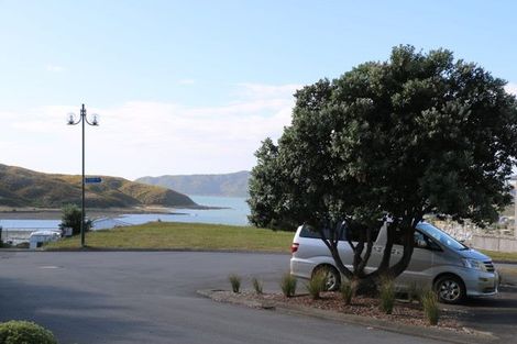 Photo of property in 4 Whitianga View, Paremata, Porirua, 5024