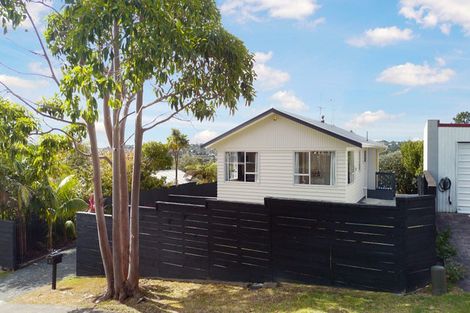 Photo of property in 7 Kotinga Avenue, Glen Eden, Auckland, 0602