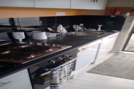 Photo of property in 48 Glengarry Road, Glen Eden, Auckland, 0602