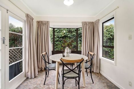 Photo of property in 43 Charlcott Street, Burnside, Christchurch, 8053