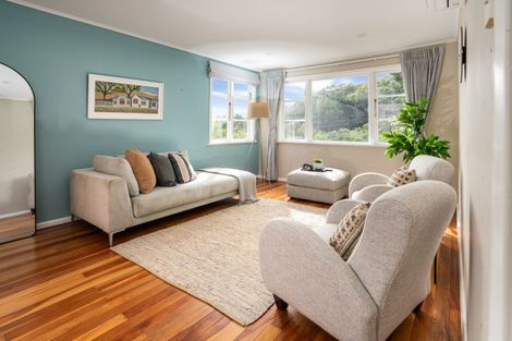 Photo of property in 51 Middleton Road, Johnsonville, Wellington, 6037