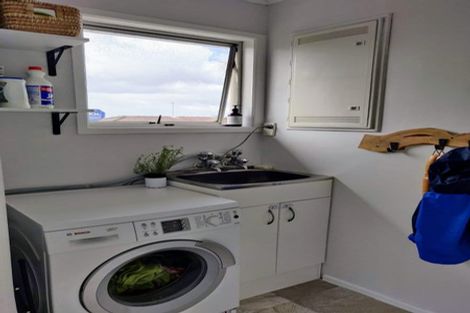 Photo of property in 3/147 Wallace Road, Mangere Bridge, Auckland, 2022