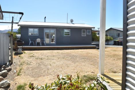 Photo of property in 2 Hopkins Road, Twizel, 7901