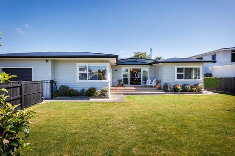 Photo of property in 7 Goodwyn Crescent, Hokowhitu, Palmerston North, 4410
