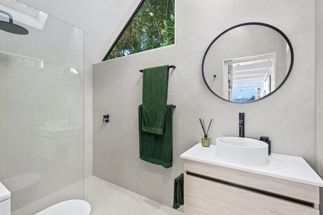 Photo of property in 1184 Sandspit Road, Sandspit, Warkworth, 0982