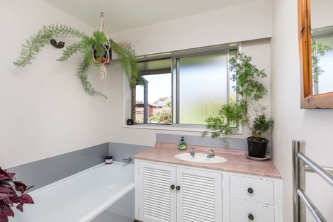 Photo of property in 11 Exeter Street, Waimate, 7924