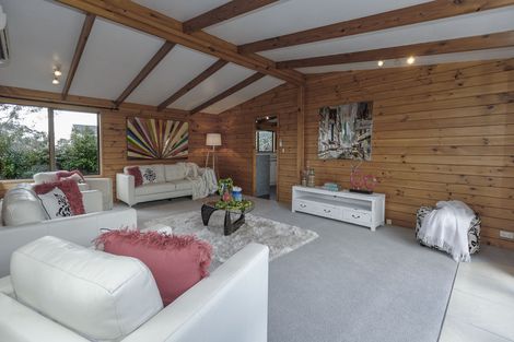 Photo of property in 1/16 Riverview Road, New Lynn, Auckland, 0600