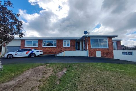 Photo of property in 13 Marina Road, Torbay, Auckland, 0630