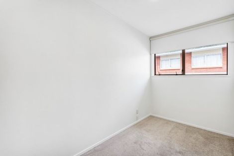 Photo of property in 2/26 Cromdale Avenue, Highland Park, Auckland, 2010