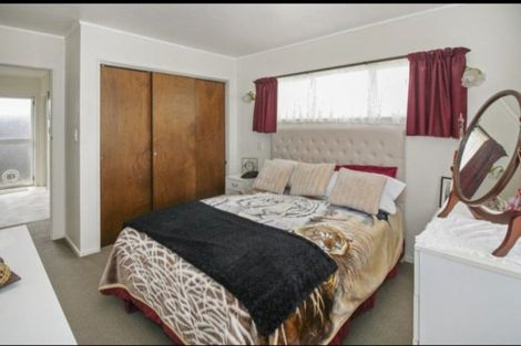 Photo of property in 131a Mangorei Road, Merrilands, New Plymouth, 4312