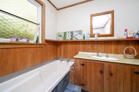 Photo of property in 46 Vogel Street, Hawera, 4610