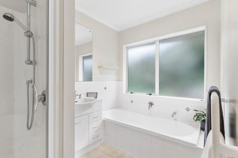 Photo of property in 5 Rakau Views, Orewa, 0931