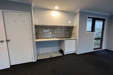 Photo of property in 60 Spencer Road, Pinehill, Auckland, 0632