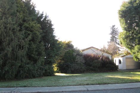 Photo of property in 10 Sargood Drive, Wanaka, 9305