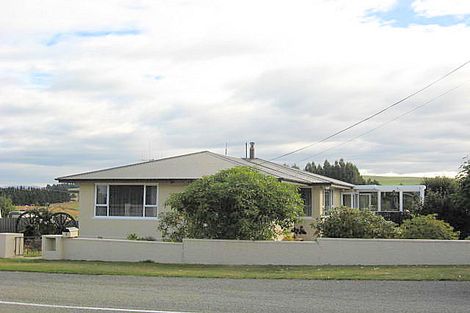 Photo of property in 3 Essex Street, Weston, Oamaru, 9401