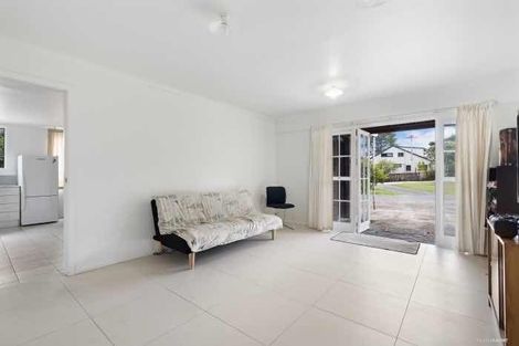 Photo of property in 82b Woodglen Road, Glen Eden, Auckland, 0602