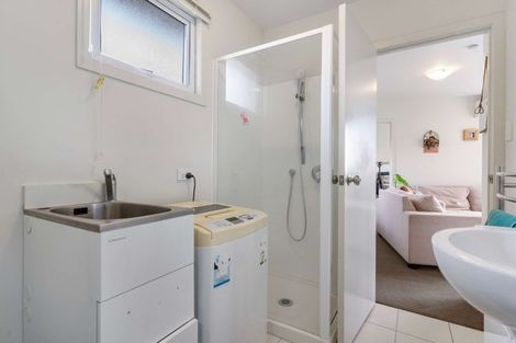 Photo of property in 8/37 Waipa Street, Birkenhead, Auckland, 0626