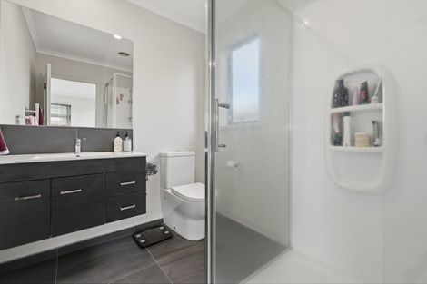 Photo of property in 78 Penetaka Heights, Pyes Pa, Tauranga, 3112