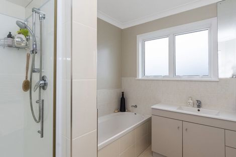 Photo of property in 11 Tarata Street, Matua, Tauranga, 3110