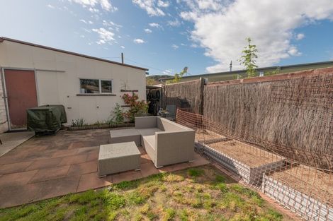 Photo of property in 1 Chapple Street, Alexandra, 9320