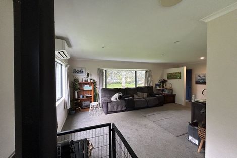 Photo of property in 45 Koputaroa Road, Levin, 5575