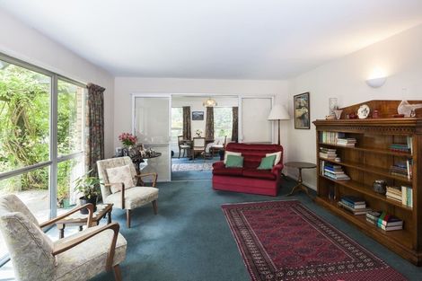 Photo of property in 8 Esher Place, Saint Martins, Christchurch, 8022