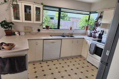 Photo of property in 23a Farquhars Road, Redwood, Christchurch, 8051