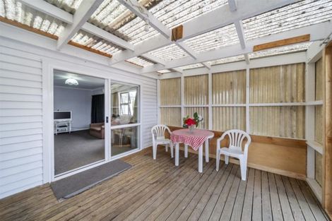 Photo of property in 46 Hussey Street, Waverley, 4510