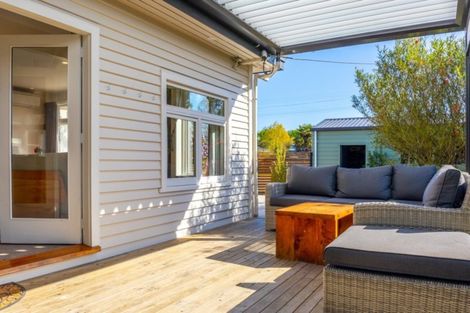 Photo of property in 76 Mckenzie Street, Geraldine, 7930