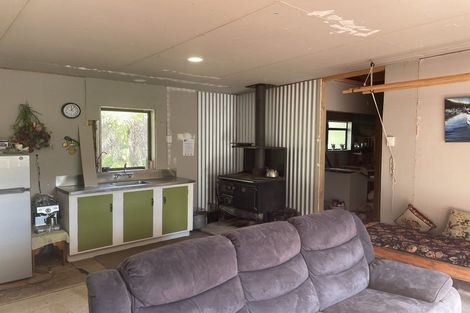 Photo of property in 74 Waiparera Road, Parua Bay, 0192