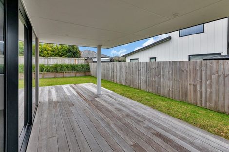 Photo of property in 9 Olney Court, One Tree Point, 0118